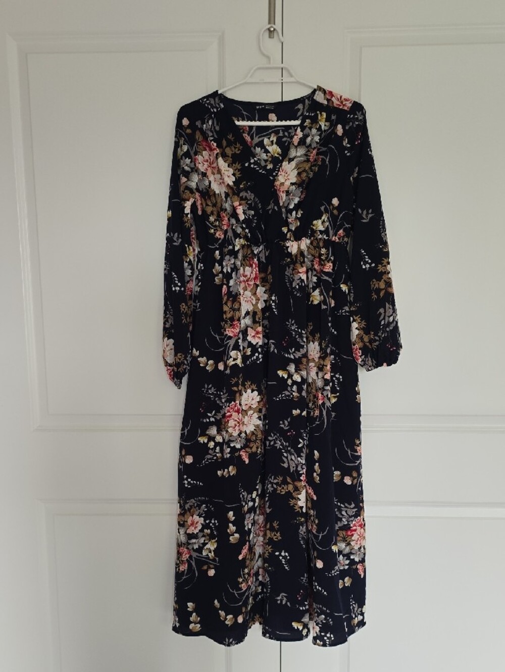 Mixed Maternity Women’s Clothing Lot of 18 items- Dresses, loungewear, tops,etc.
